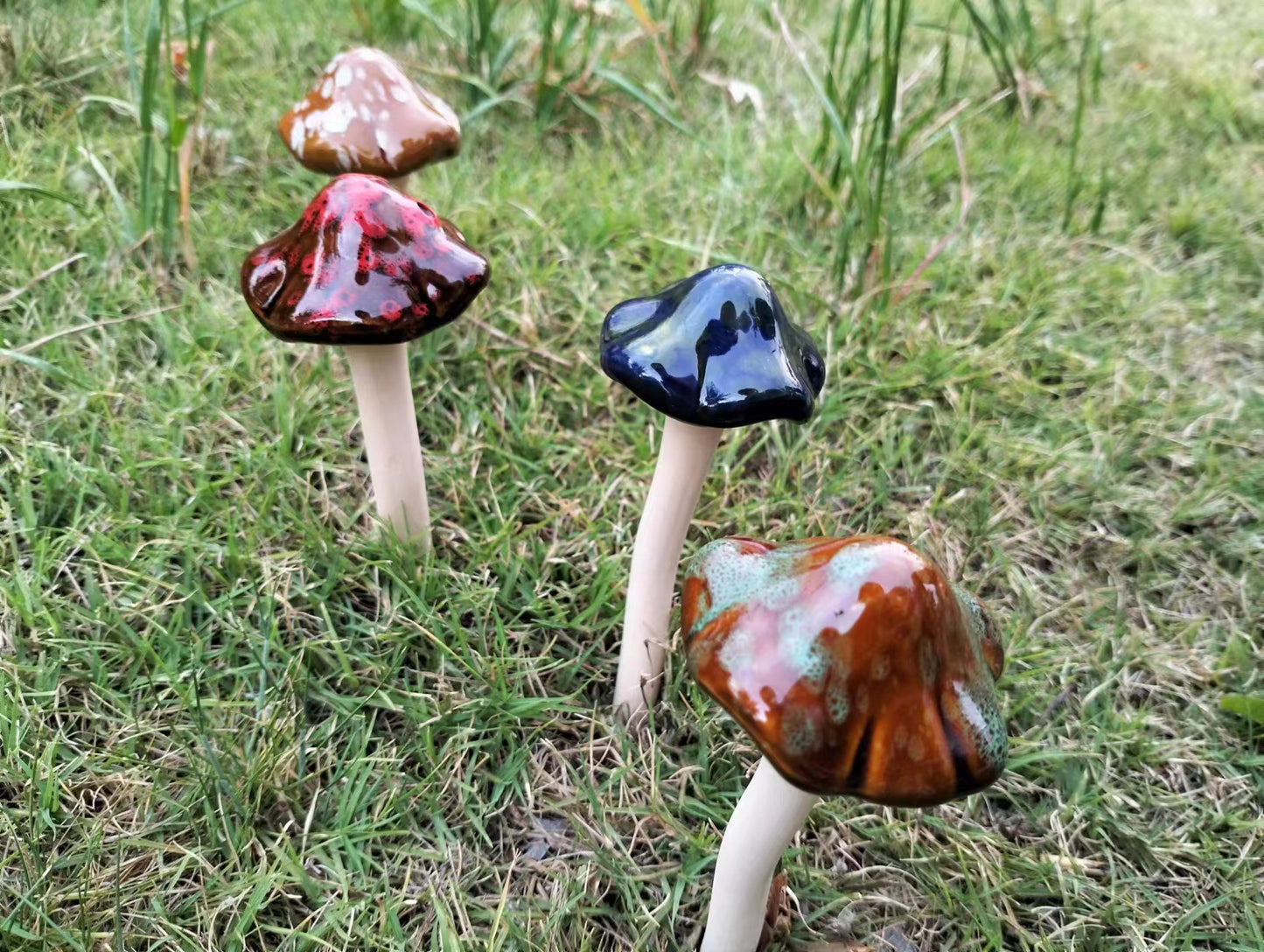 Ceramic Mashroom Lawn Decor