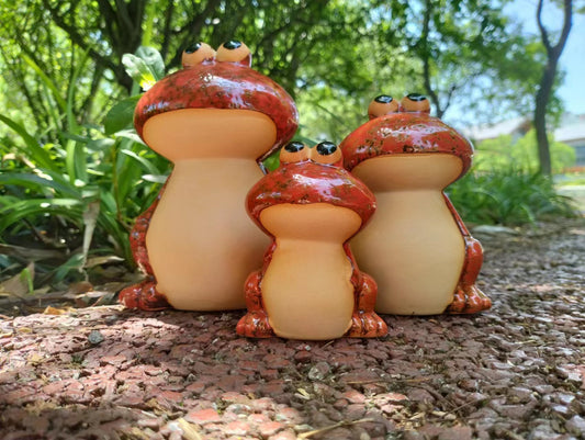 Ceramic Frog Family Garden Decor