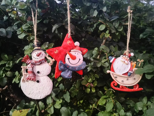 Hanging Holiday Tree Ornaments