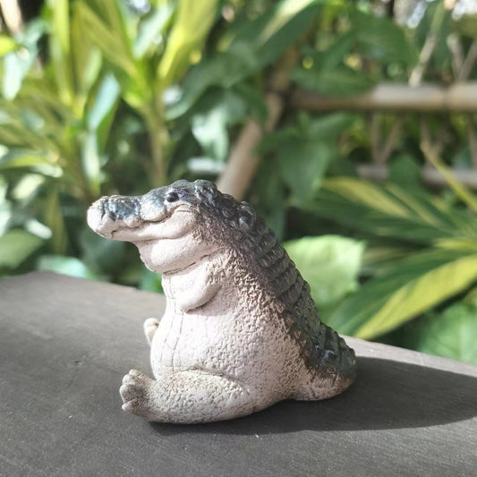 Clay Crocodile Teapet Desk Decor