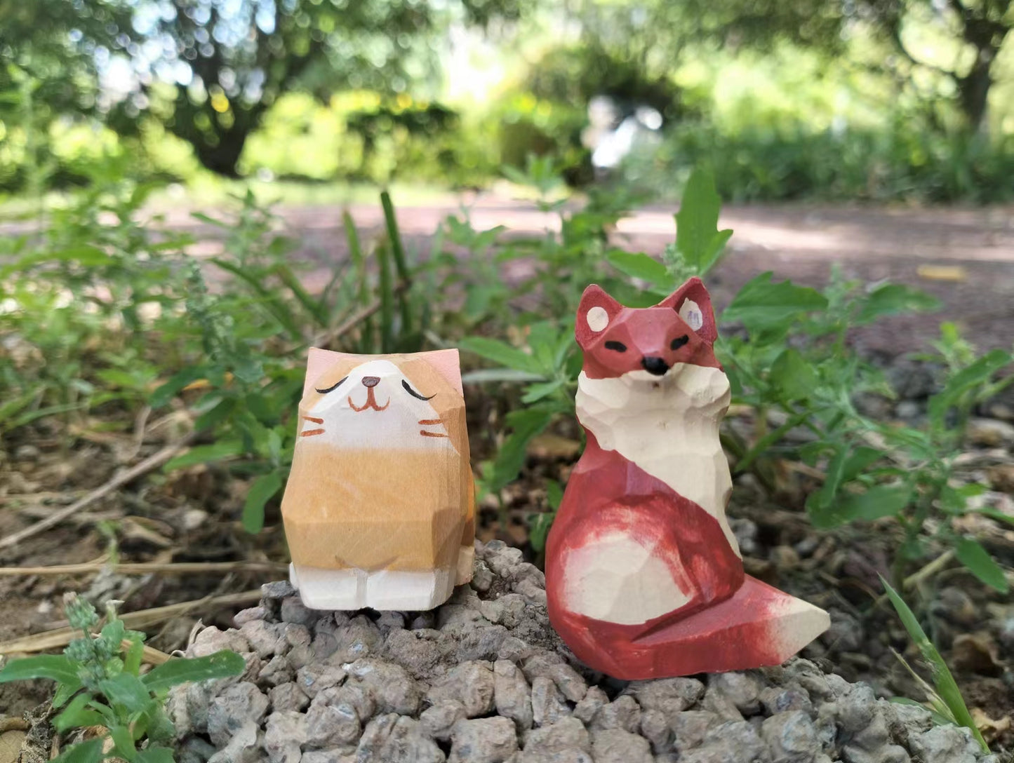 Mini Wood Carving Cat