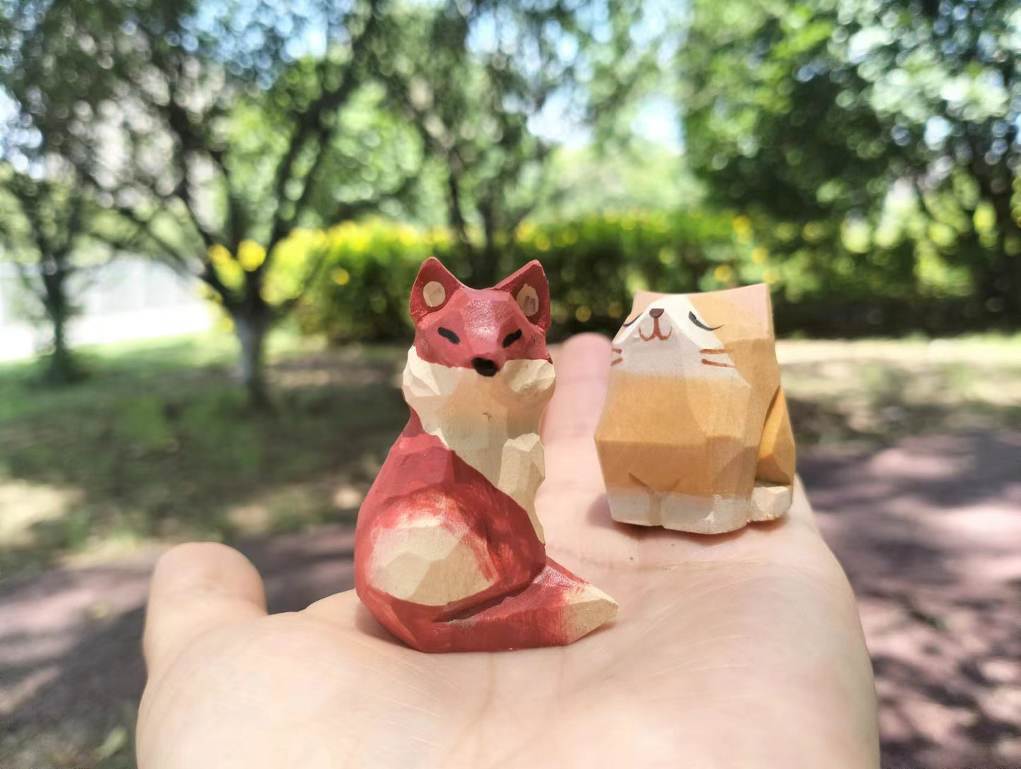 Mini Wood Carving Cat