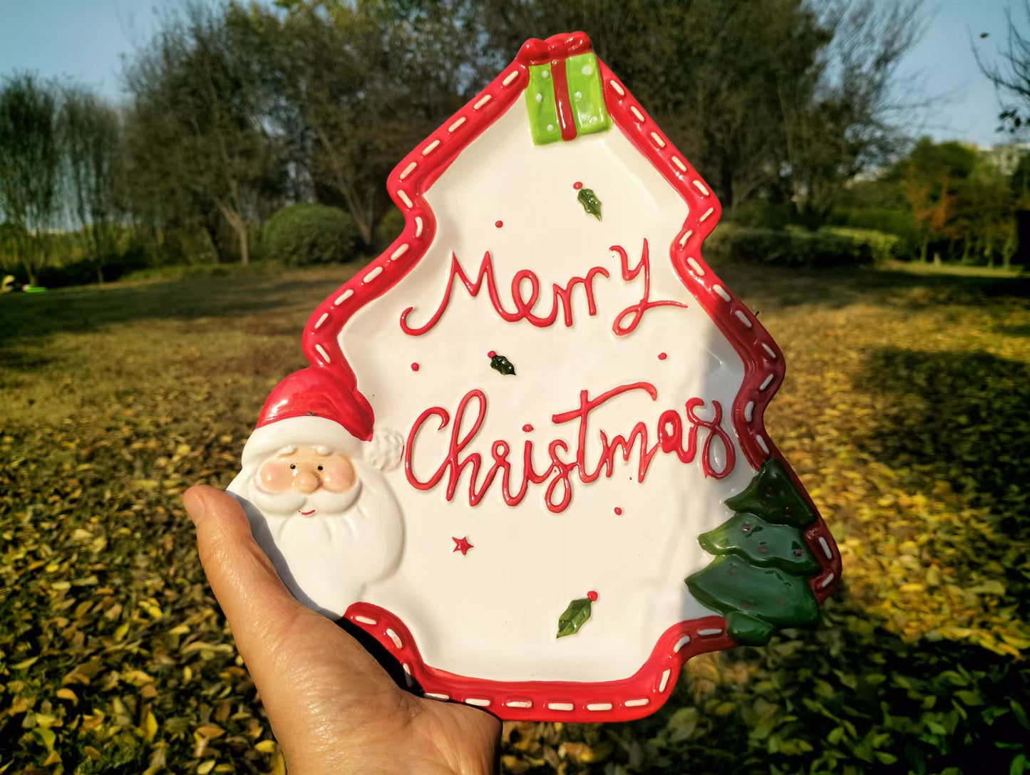 Santa-Themed Christmas Tree Plate